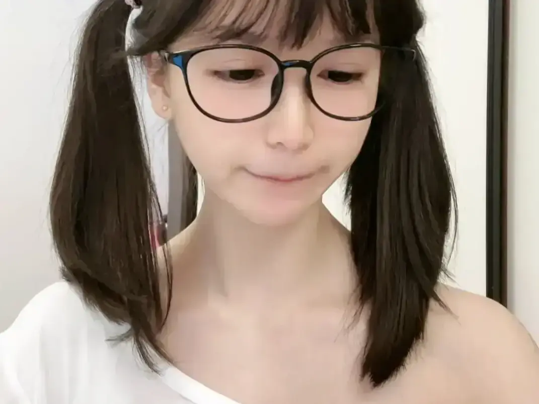 《萌小栖》天才交易员咯咯哒vlog原视频无删减全集免费观看-完整版《萌小栖》极速获取资源-《天才交易员萌小栖》纯净高清画质沉浸感拉满-二刷咯咯哒的一天值得细品
