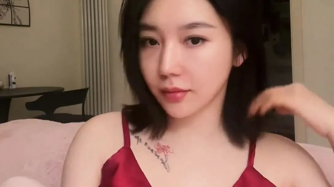 教母eliy短剧《eliy3人行资源》-4K超清完整版在线免费观看-偷看点开资源我傻眼了