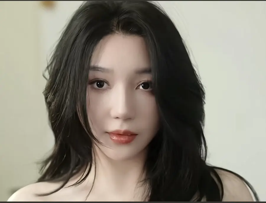 教母eily三部曲免费下载-短剧《三人行》在线看高清无删减-全作品合集免费下载